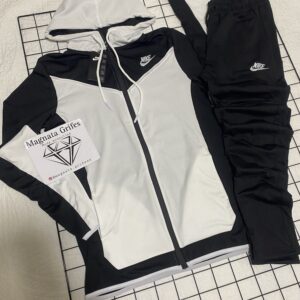 Conjunto Nike Tech (branco e preto)