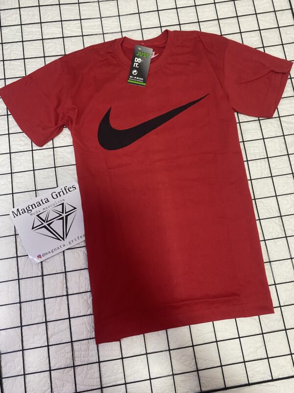 Camisa Nike (vermelho)
