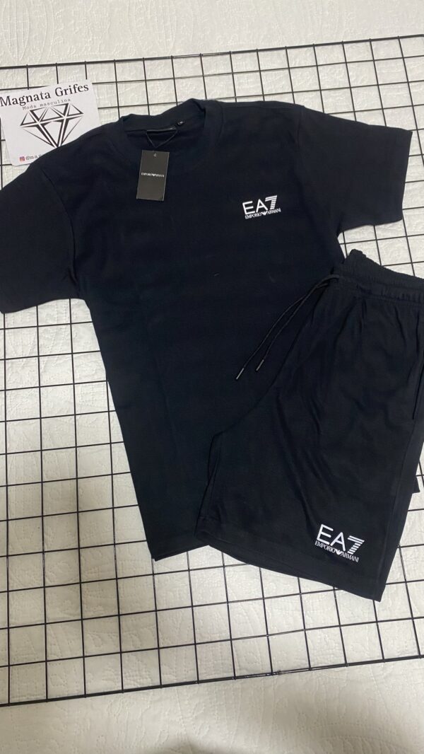 Conjunto EA7-Preto