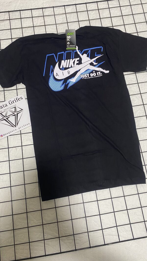 Camisa Nike-Preto