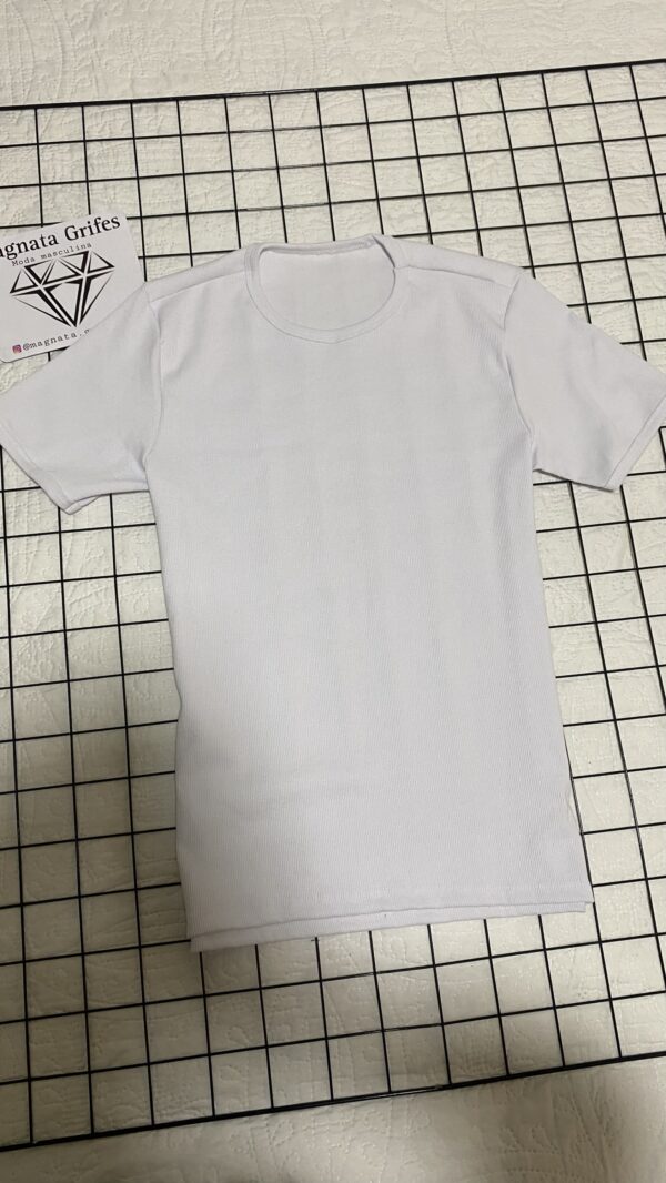 Camisa canelada branca