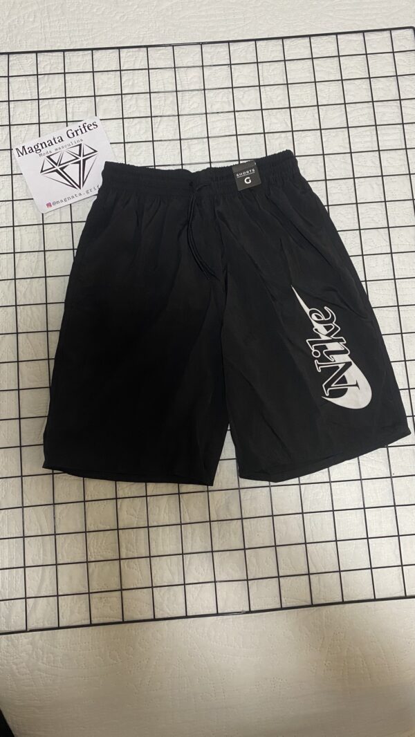 Short Nike