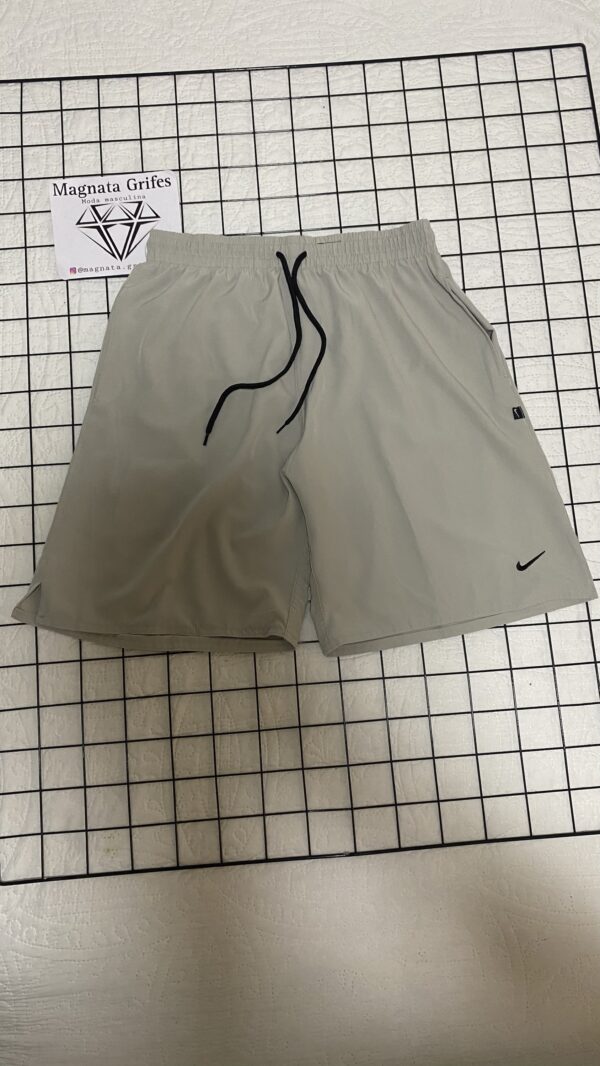 Short Nike bege