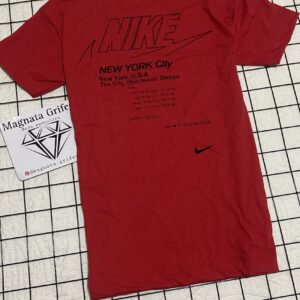 Camisa Nike vermelha