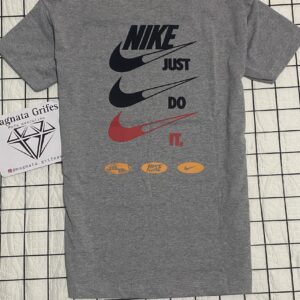 Camisa Nike (Cinza)